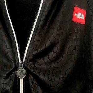 Men’s Sleek The North Face Hoodie